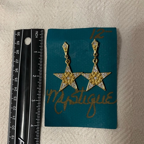 Mystique Boutique Jewelry - Vintage Gold & Silver Tone Star Pierced Earrings